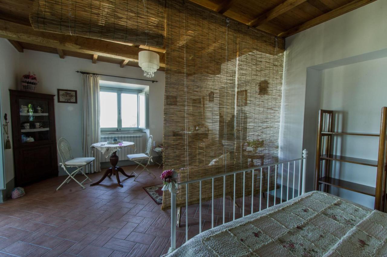 Agriturismo Specchio Del Lago Montefiascone Exterior photo